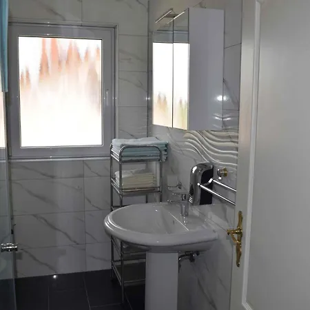 Appartement Novigrad 1 *